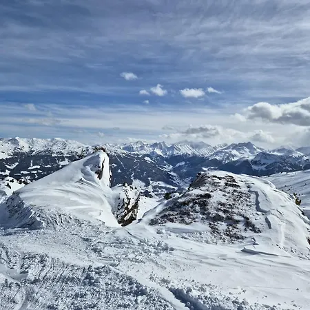 Im Gruenen 아파트 *
